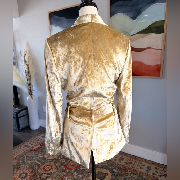 ASOS Design Gold Velvet Jacket - Picture 4 of 8